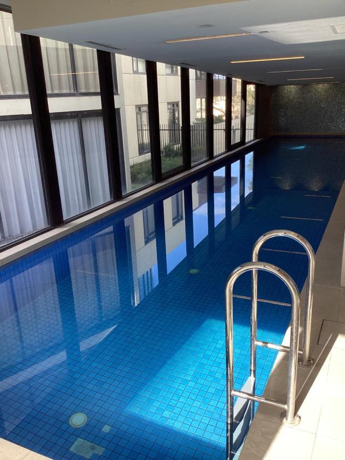 In The Heart Of Port Melbourne Apartment Luaran gambar